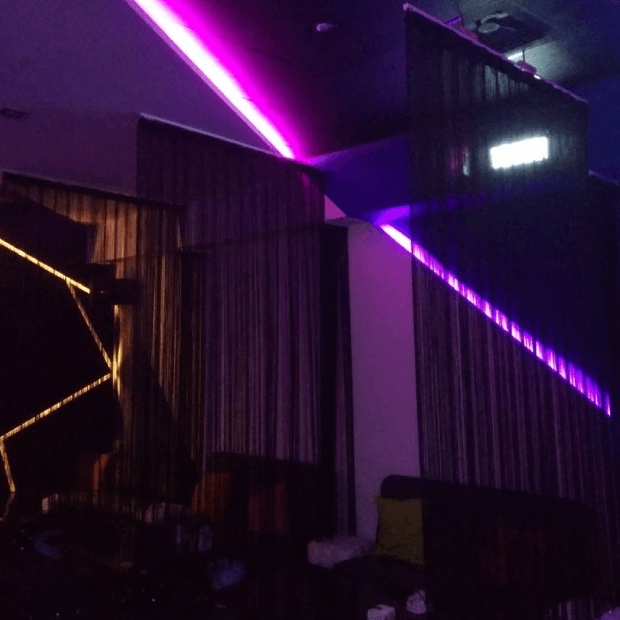 string-curtain-02.png