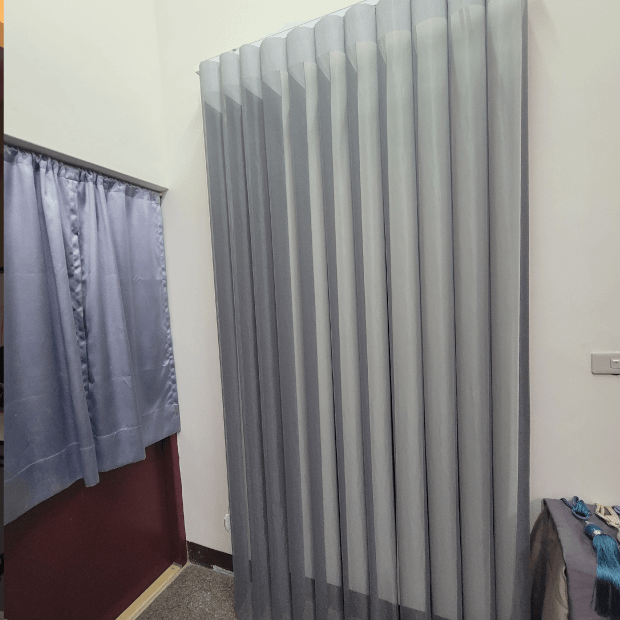 cross-curtain-02.png